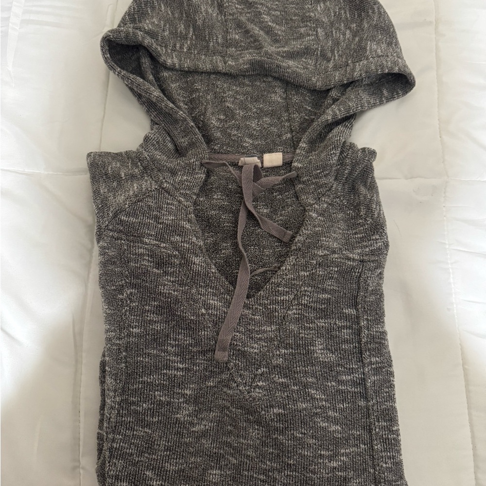 ROXY preloved- Women's Gray Hooded Knit Sweater.